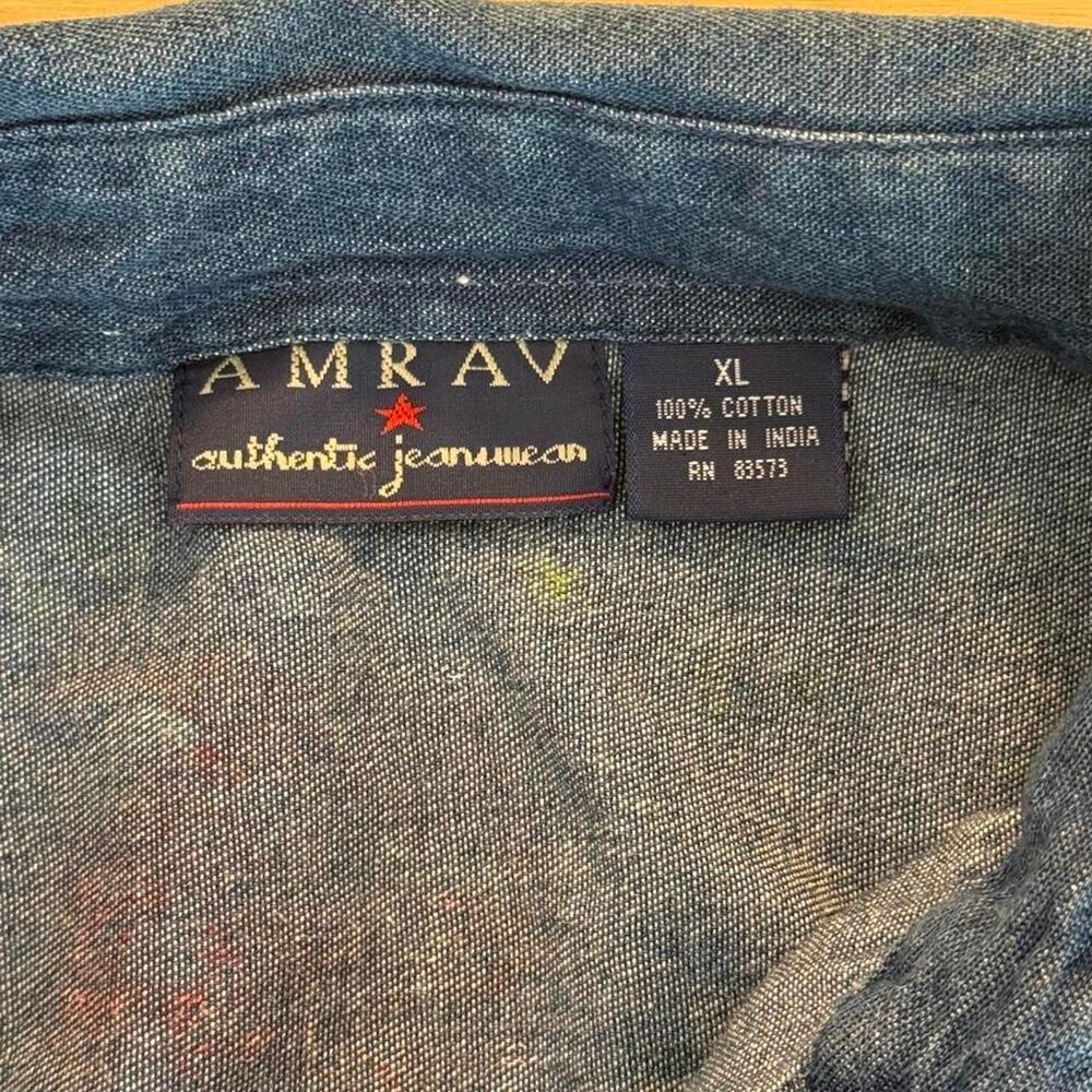 Unbranded Women's Blue and Navy Shirt - Picture 4 of 6